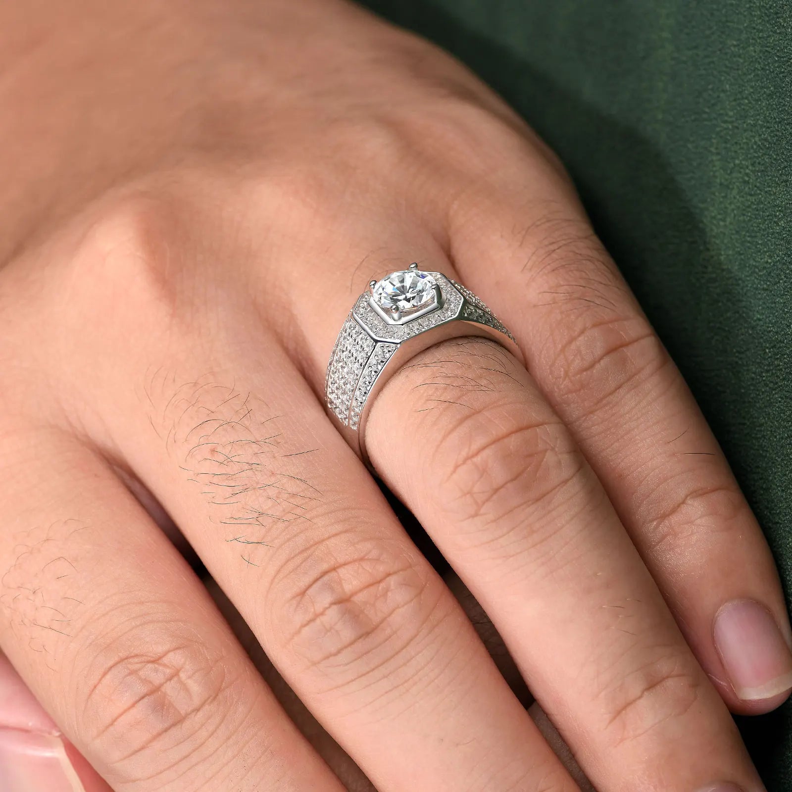 Newshe 925 Sterling Silver Original Wedding Rings for Men 7x7mm Round Moissanite Ring Luxury Jewelry Pass Diamond Test